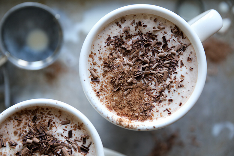 10 eenvoudige manieren om je warme chocolademelk te pimpen